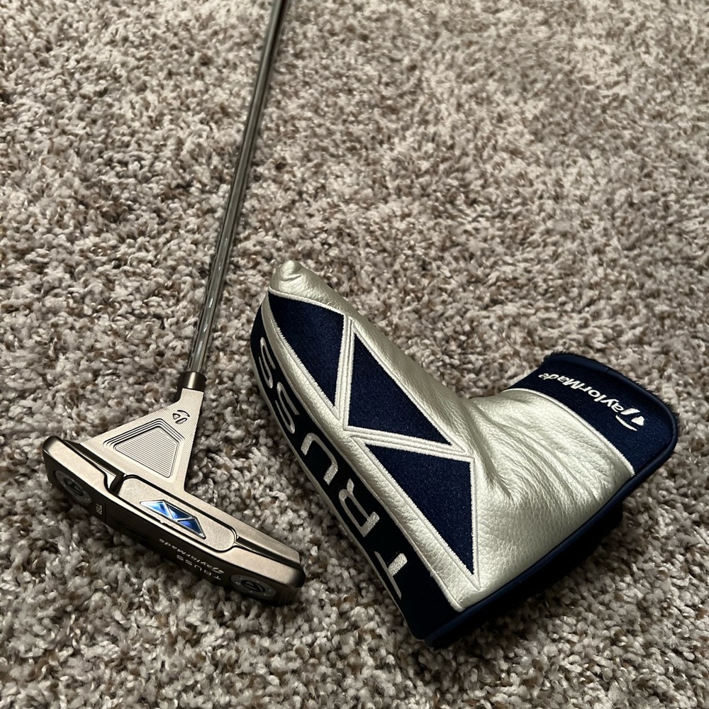 Putter: Like New Taylormade Truss TB1 34” RH